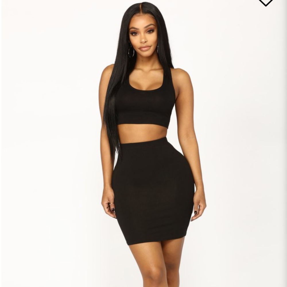 Fashion Nova 2 piece skirt set 🖤 NWT